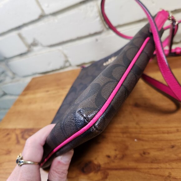 Like New Coach Signature Brown & Pink Ruby Crossbody Bag Purse - Picture 5 of 8